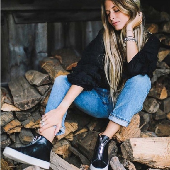 frye lena zip high top